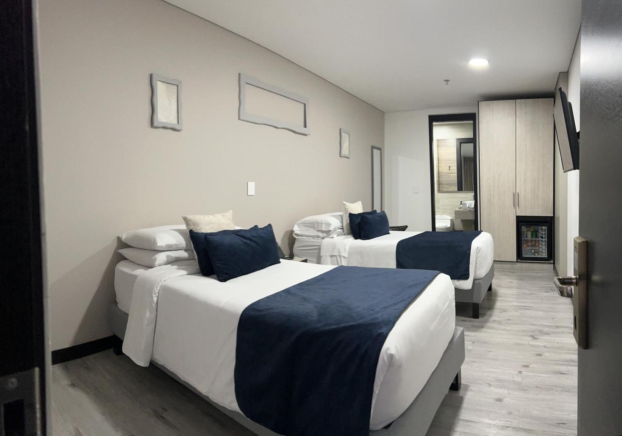 Hotel Wlh Silver Corferias Bogotá Eksteriør billede