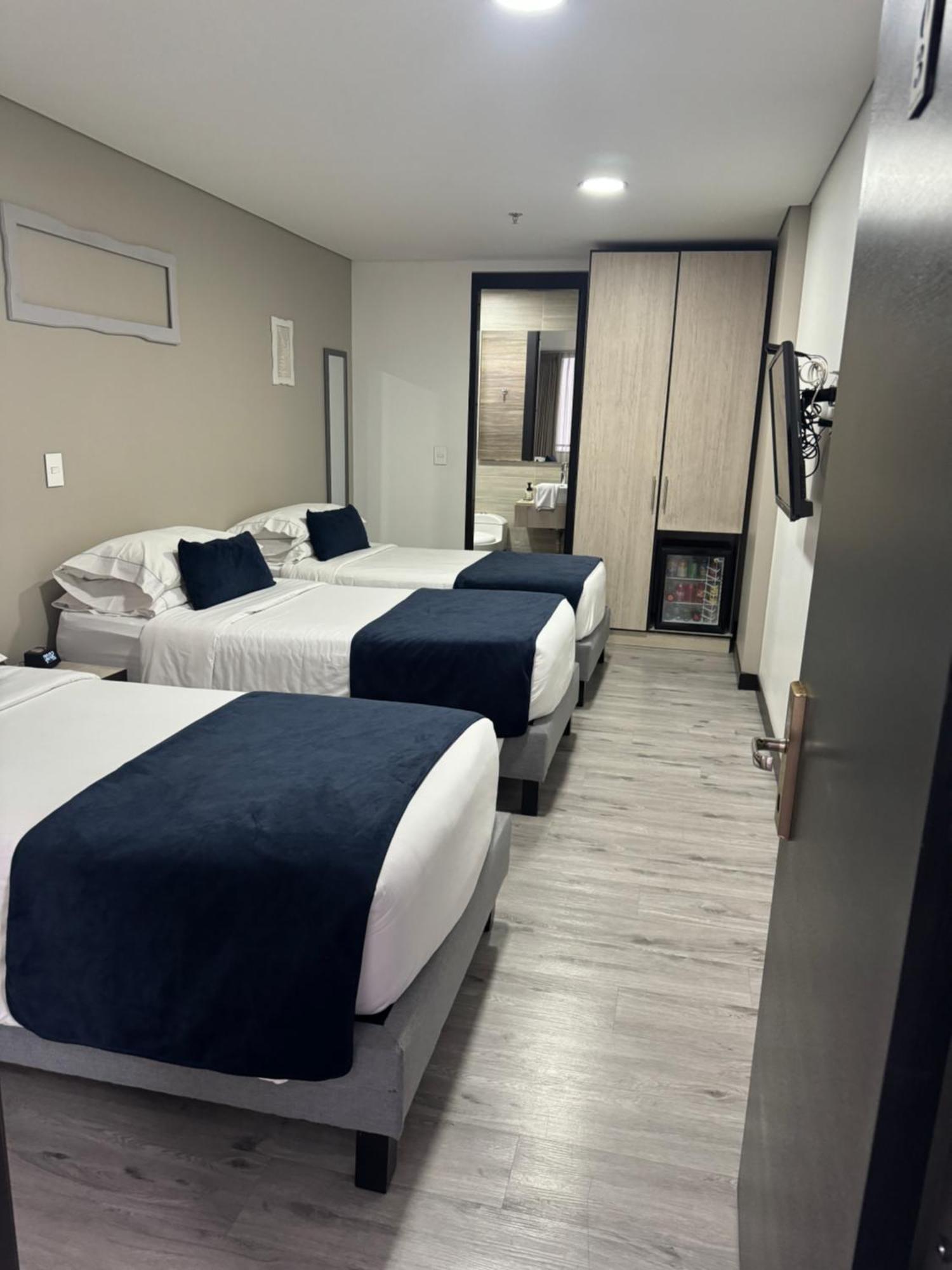 Hotel Wlh Silver Corferias Bogotá Eksteriør billede