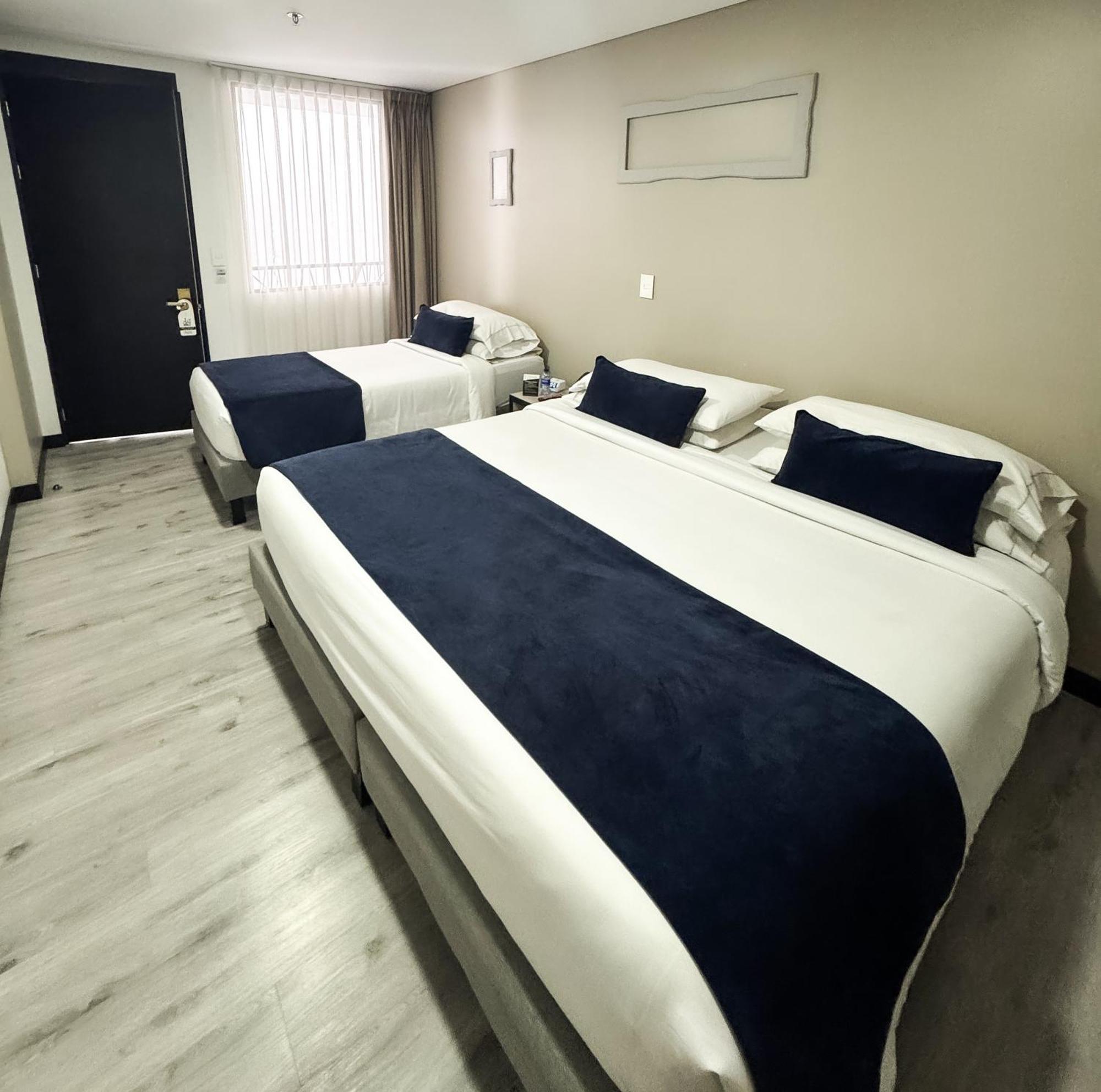 Hotel Wlh Silver Corferias Bogotá Eksteriør billede
