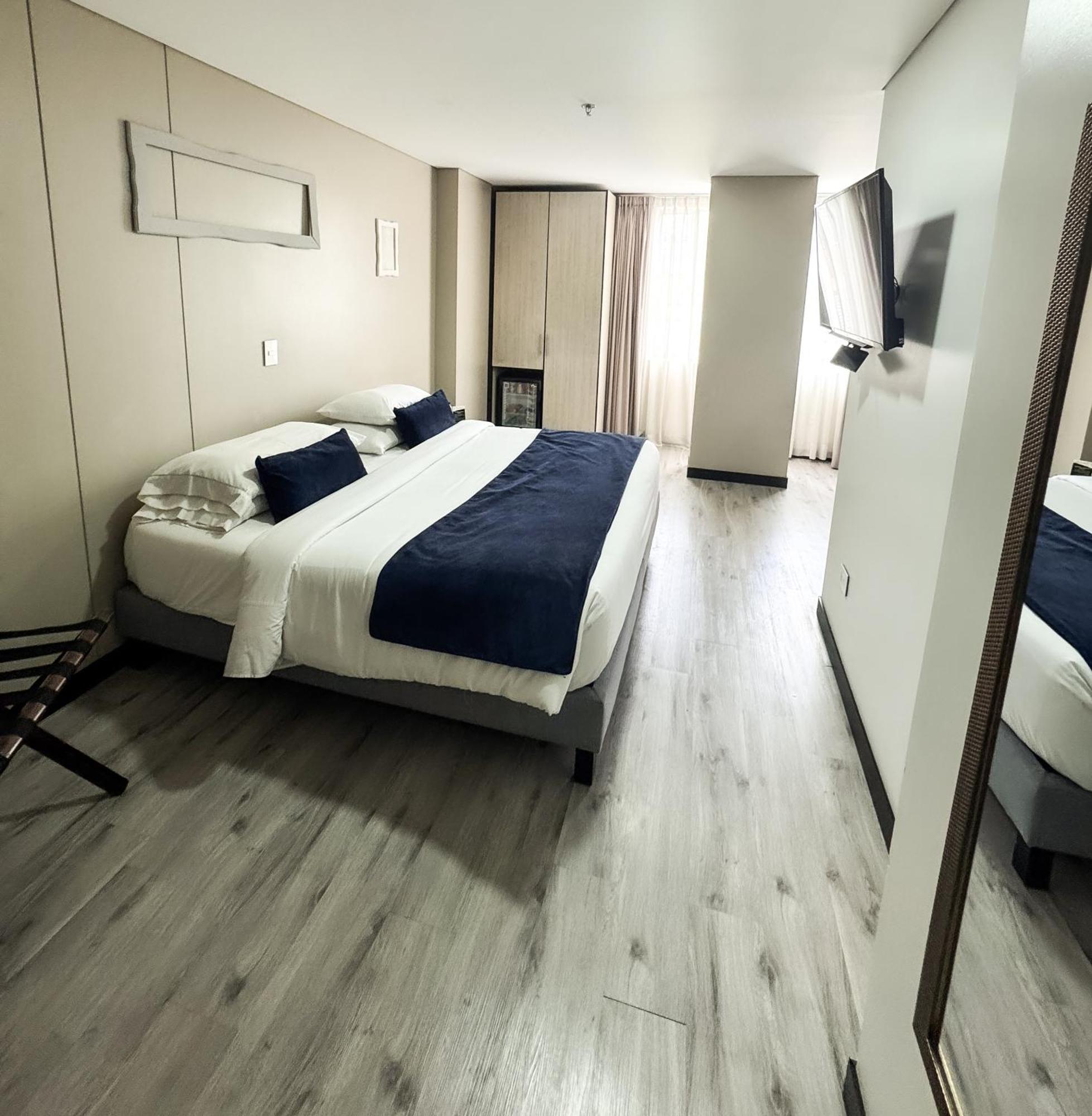 Hotel Wlh Silver Corferias Bogotá Eksteriør billede