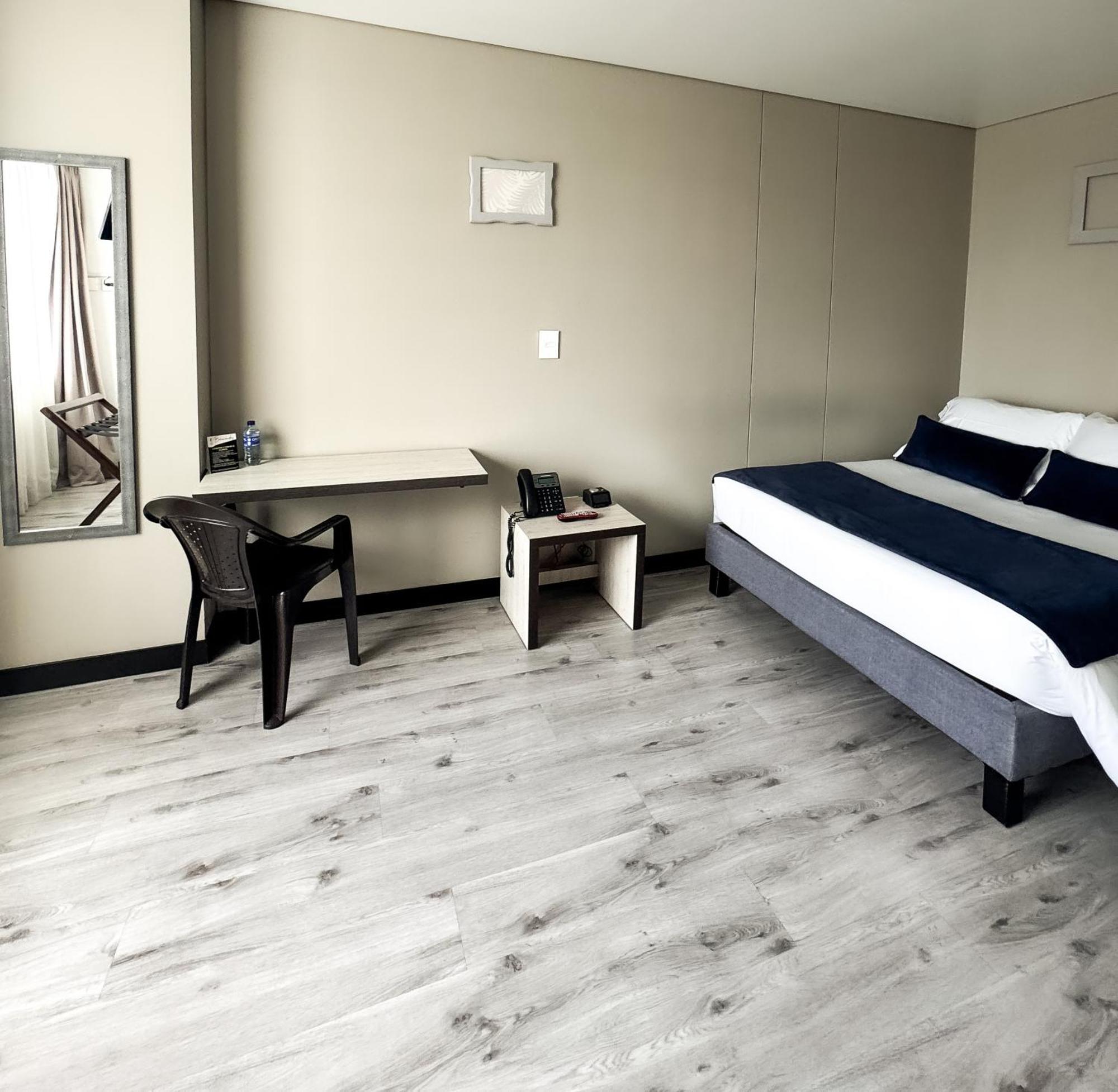 Hotel Wlh Silver Corferias Bogotá Eksteriør billede