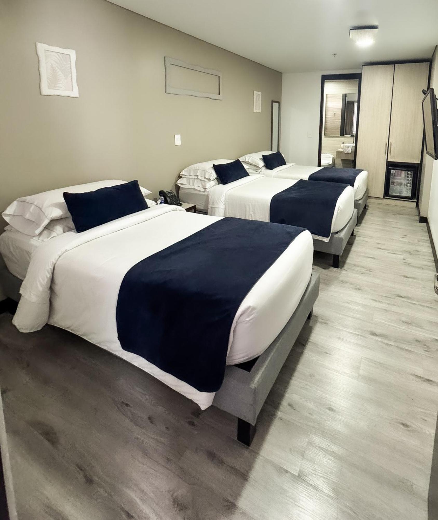 Hotel Wlh Silver Corferias Bogotá Eksteriør billede