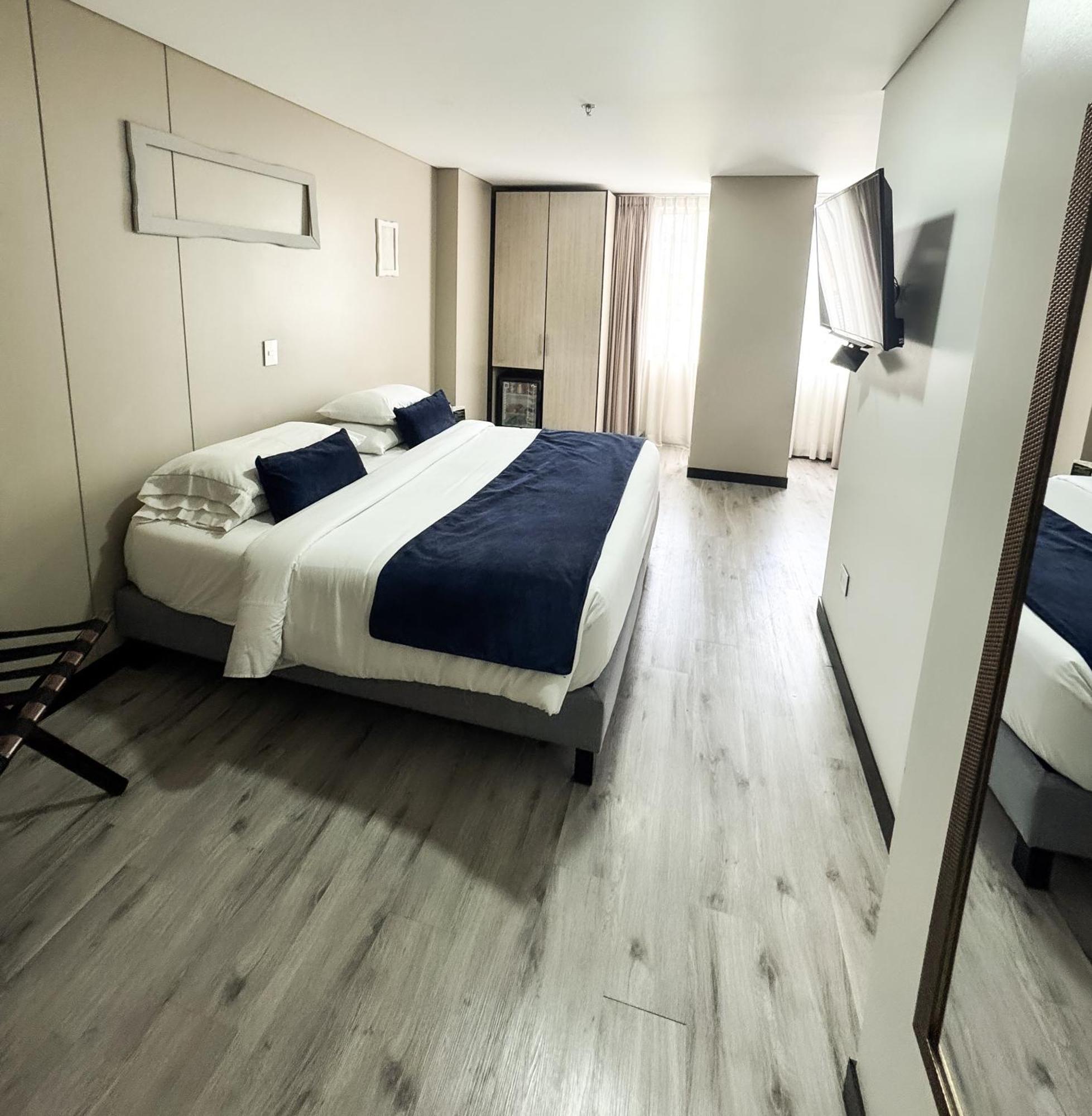 Hotel Wlh Silver Corferias Bogotá Eksteriør billede