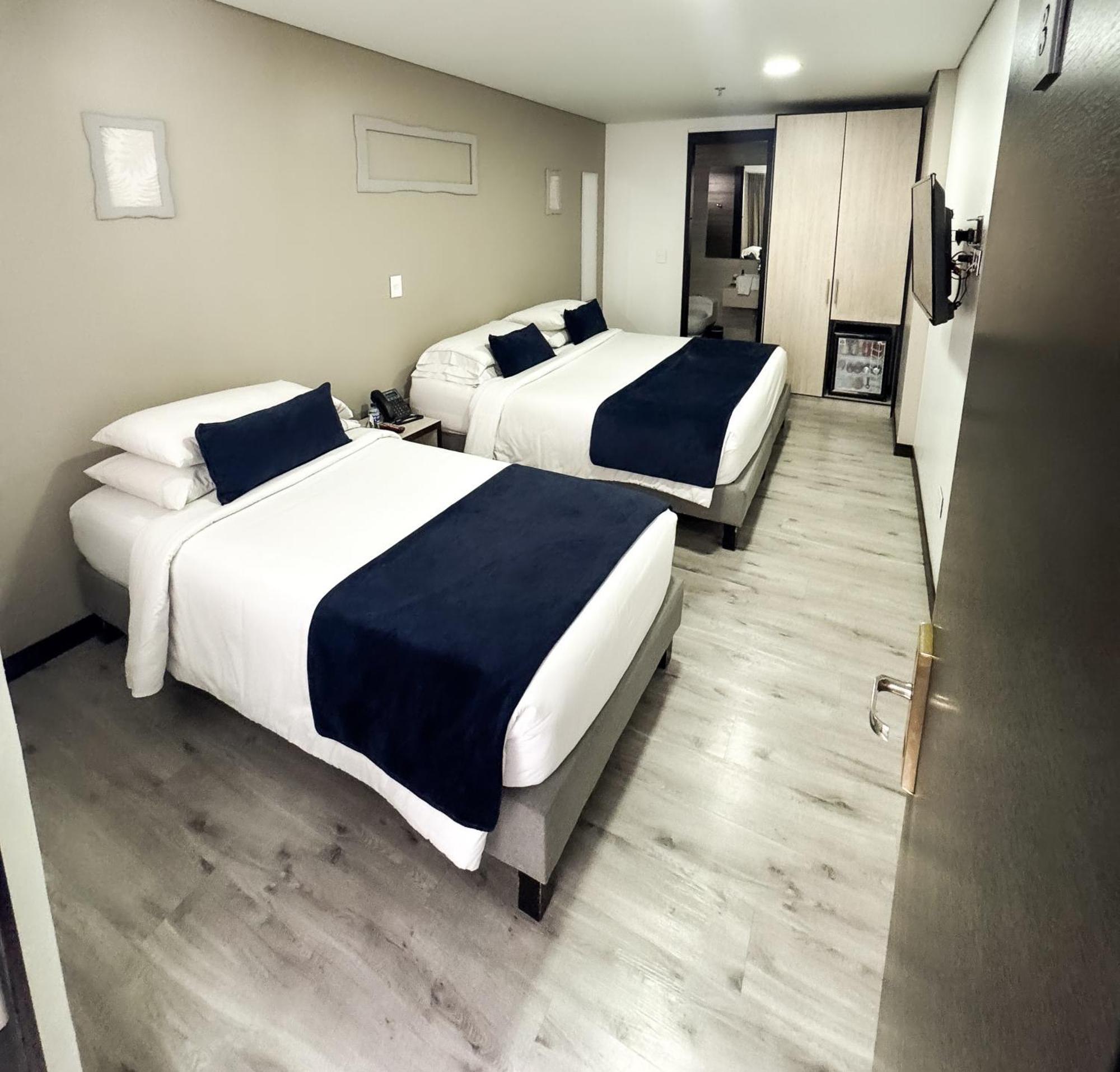 Hotel Wlh Silver Corferias Bogotá Eksteriør billede
