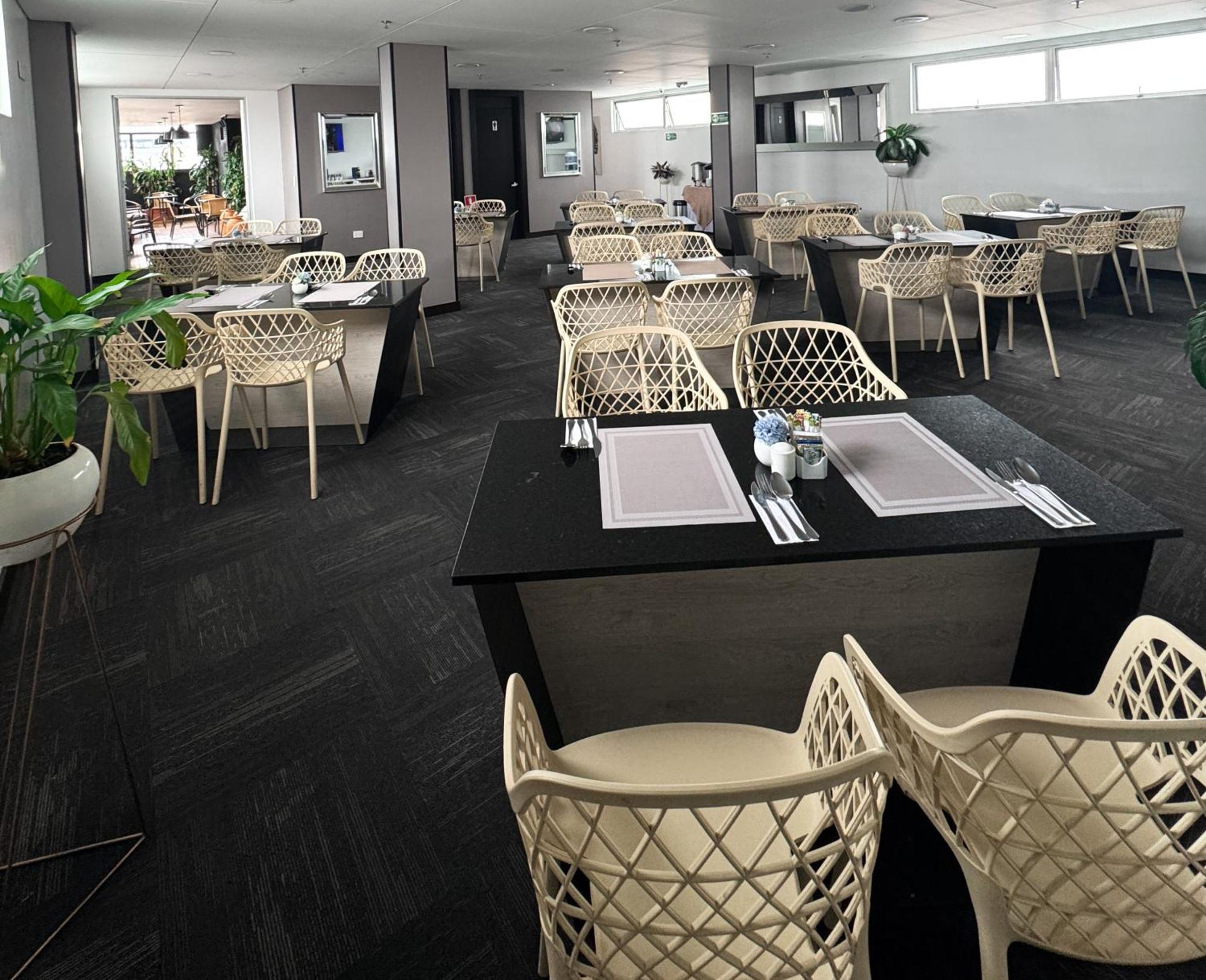 Hotel Wlh Silver Corferias Bogotá Eksteriør billede